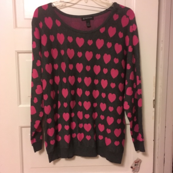 NWT International concepts - Picture 4 of 6